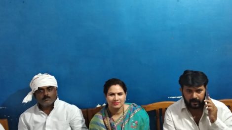 पूजा पांडेय ने सलेमपुर विधानसभा में सघन जनसंपर्क कर मांगा वोट