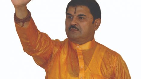 देश के पहले निर्दलीय उम्मीदवार बने आरके शर्मा जो अपने घोषणा पत्र पर लड़ रहे हैं पाटलिपुत्र लोकसभा क्षेत्र से चुनाव