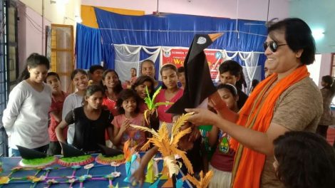 बॉलीवुड एक्टर अमिय कश्यप ने दिए बालग्राम के बच्चों को एक्टिंग के टिप्स