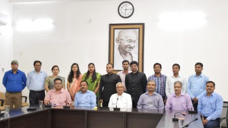मुख्यमंत्री से भारतीय वन सेवा एवं बिहार वन सेवा के प्रशिक्षु अधिकारियों ने शिष्टाचार मुलाकात की