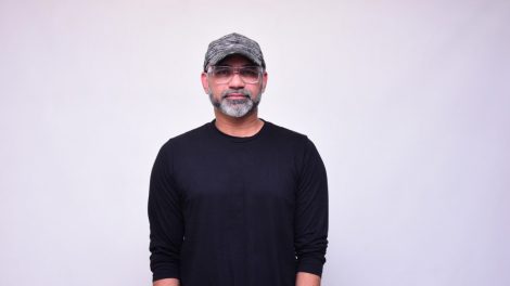 Abhinay Deo weaves fiction with real footage in his sports drama 'Doosra'