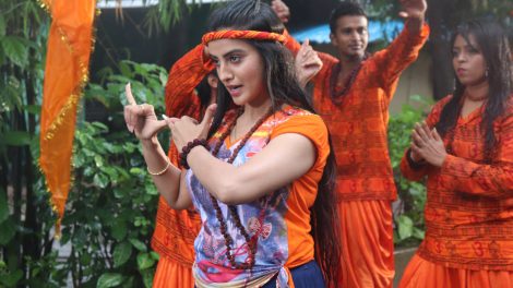 पहली बार अक्षरा सिंह ने किया पवन सिंह को लेकर बड़ा खुलासा, कहा - बैड बिहेवियर की वजह से जब अपने छोड़ गए, तब मैंने संभाला