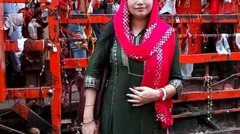 मेहंदीपुर बाला जी महाराज के दरबार में हाजिरी लगाई इला पांडेय ने 