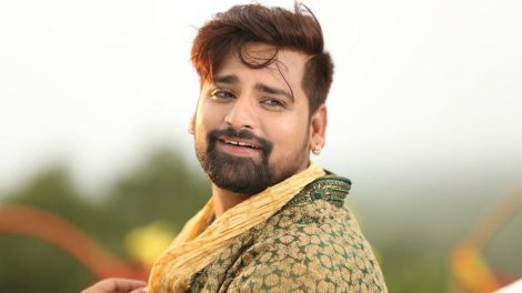 दुनियाभर में मुकाम बना रही भोजपुरी अपने ही घर में है उपेक्षित : राकेश मिश्रा