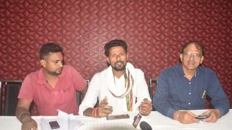 भोजपुरी फ़िल्म लालटेन के निर्माण में धोखाधड़ी, प्रोड्यूसर ने मांगा न्याय
