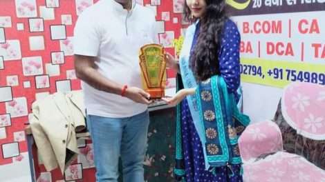 Zenith Commerce Academy ने MRS Asia Universe 2020 Richa kumari को किया सम्मानित