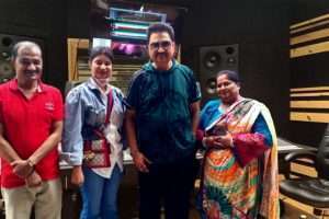 Kumar Sanu के साथ Pushpa Singh ने गाया फ़िल्म 'द वॉर ऑफ जिला Jahanabad ' के लिए गाना