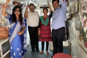 रोटरी चाणक्या द्वारा पुनरुत्थान के लिये उपयोगिता वाहन बस का उद्घाटन नारी गुंजन में किया गया