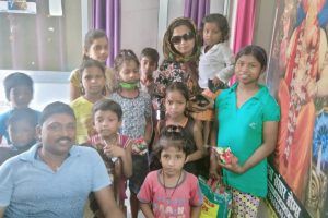 दीदीजी फाउंडेशन ने अनाथ आश्रम के बच्चों की सहायता की