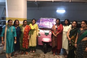 इनर व्हील क्लब पटना ने पिंक ऑटो का उद्घाटन किया