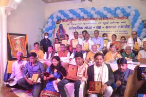 27 कलमजीवियों को मिला सम्मान