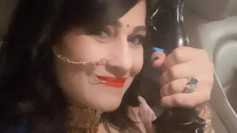 पाखी हेगड़े को मिला भिखारी ठाकुर सम्मान, खुशी मे खेसारीलाल के साथ जमकर नाची पाखी