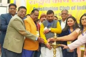 सत्‍ता के शिखर पर बैठे लोगों को अपनी शक्ति का एहसास दिलाने का सही वक्‍त: राजीव रंजन प्रसाद