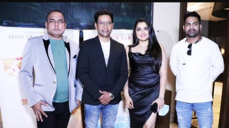 निर्देशक सोनू खत्री की दो फिल्मो की शानदार लॉन्चिंग, निरहुआ और अम्रपाली की होगी सुपरहिट जोड़ी