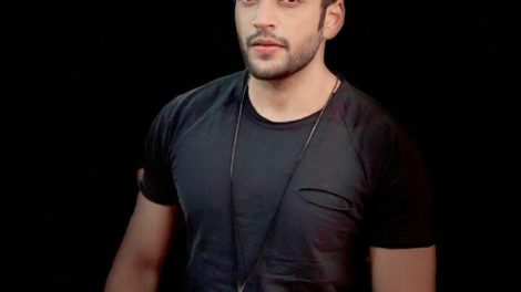 Jayant behl finds inspiration in Shahrukh Khan and Salman Khan.