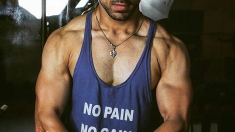 Shiva Sood reveals to be inspired by Bollywood actor Hrithik Roshan.