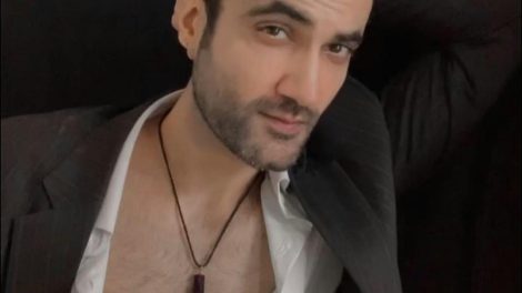 Theatre actor Harpreet Singh Duggal says, 'Acting is in my blood'