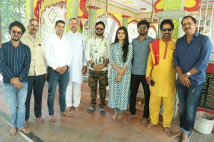 Dheeraj Pandit became the most expensive director of Bhojpuri film industry, signed for 18 lakhs