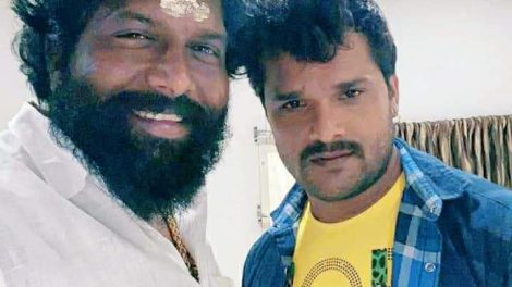 Villain Pappu Yadav received the Best Negative Award for Khesari Lal Yadav's film