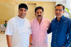 'क्रेक फाईटर' के बाद एक बार फिर पावर स्टार पवन सिंह, निर्माता लोकेश मिश्रा और निर्देशक सुजीत कुमार सिंह एक साथ