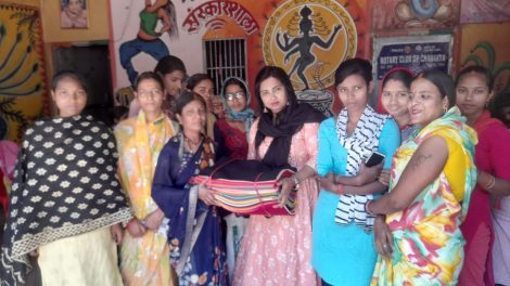 दीदीजी फाउंडेशन संस्कारशाला में कुटीर उद्योग शुरू, महिलाओं को मिला रोजगार