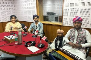 रेडियो कलाकार ममता मोट और शेर खान ने 'एक मुलाकात' कार्यक्रम में राजस्थानी गानों से दर्शकों को किया मंत्रमुग्ध