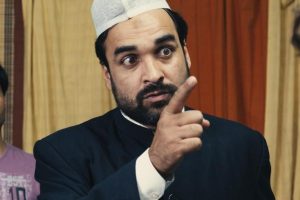 At the end of the 'Azamgarh' controversy, can only very big directors explore the brand value of Pankaj Tripathi?