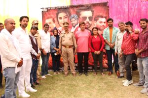 लखनऊ में हुआ मल्टीस्टारर भोजपुरी फिल्म “चिंगारी” का भव्य मुहूर्त