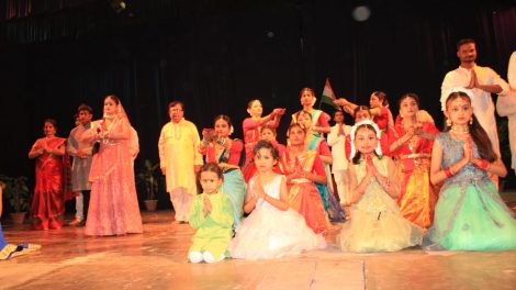 बिहार आर्ट थिएटर के सौजन्य से कालिदास रंगालाय में रवींद्रनाथ टैगोर जयंती उत्सव