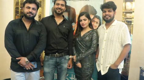 Singer Salman Ali, Vicky Yadav, Nandini Sharma's Hindi video song 'Mashhoor Kya Huye' grand launching in Gorakhpur