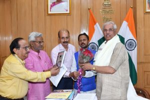 Delegation of Navashakti Niketan met the Governor