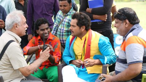 Many actresses including all the comedians of Bhojpuri film industry will be a part.!