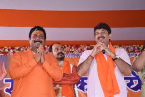 Bageshwar government, Bhojpuri actor and MP Manoj Tiwari is coming to hold court in Giridih on Vinod Sinha's call.