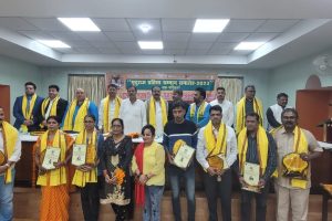 मृदुराज प्रतिभा सम्मान-2023 और राष्ट्र की मजबूती के लिए "गैर राजनैतिक संगठनों की भूमिका" विषयक परिचर्चा का आयोजन