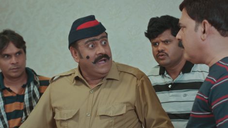 Watch Marathi Comedy Family Drama Film “Chhapa Kaata” starring Hit Pair Makarand Anaspure & Tejaswini Lonari in Theatres from 15th December