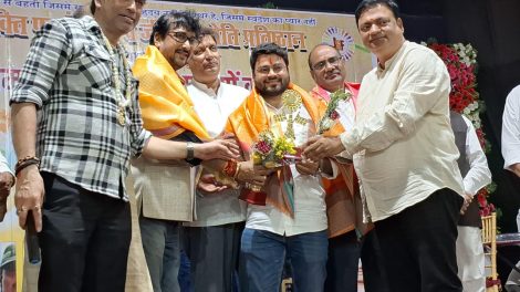 मुंबईकर गौरव सम्मान से सम्मानित हुए सोनू निगम