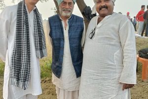 हिन्दी फ़िल्म मनिहार में 'सी पी भट्ट' का जलवा