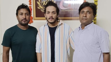 ऋषभ कश्यप गोलू को अनुबंधित किया कैलटेक्स इंटरनेशनल फिल्म्स व कुकी इंटरनेशनल फिल्म्स ने, 24 जुलाई से जौनपुर में होगी शूटिंग