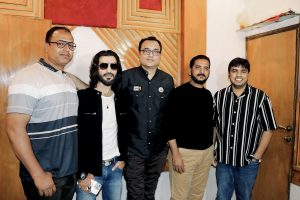 निर्देशक एजाज अहमद की फिल्म "आज के शोले" फिल्म की गीत रिकॉर्डिंग पूरी*