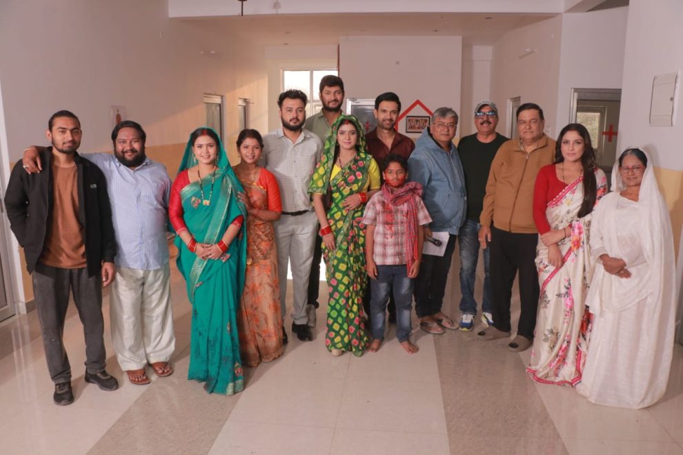 जय यादव, पायस पंडित, श्रुति राव, तपस शर्मा स्टारर भोजपुरी फिल्म 'ननद की हेरा फेरी' शूटिंग लखनऊ में