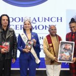 आदर्श जैन की पुस्तक "इंडिया इज माय कंट्री" का विमोचन राहुल राय ने किया।